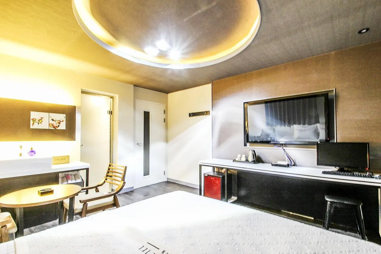 Le Idea Hotel Busan 2*,